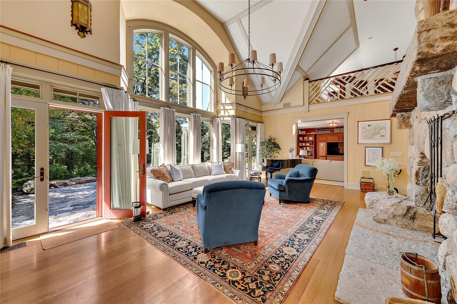 54 Old Stone Hill Road Photo 9