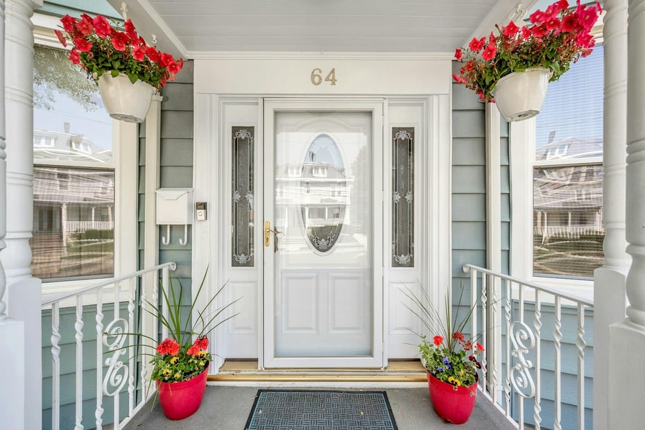 64 Albemarle Place Photo 4