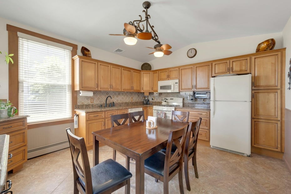 64 Albemarle Place Photo 15