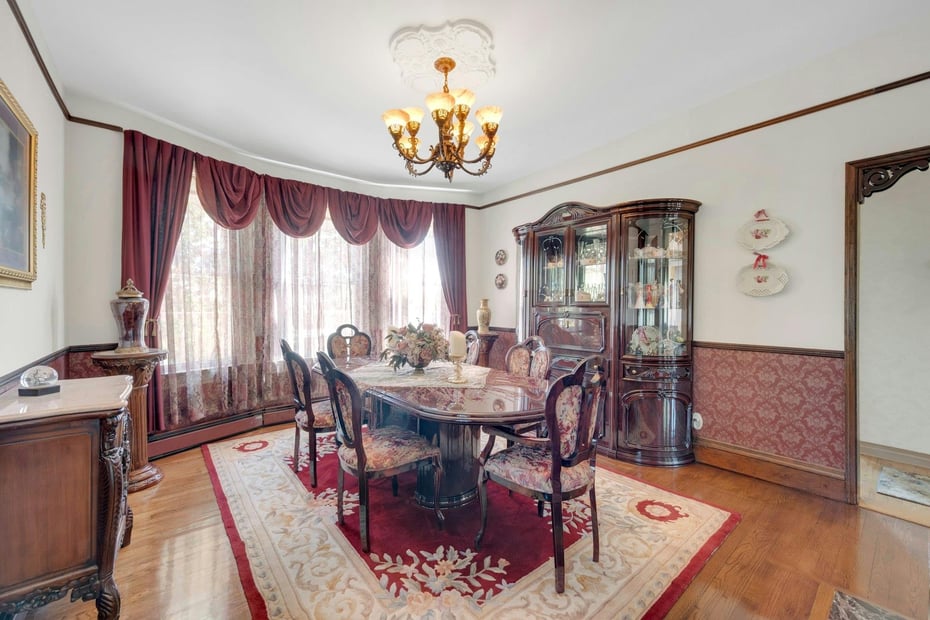 64 Albemarle Place Photo 10