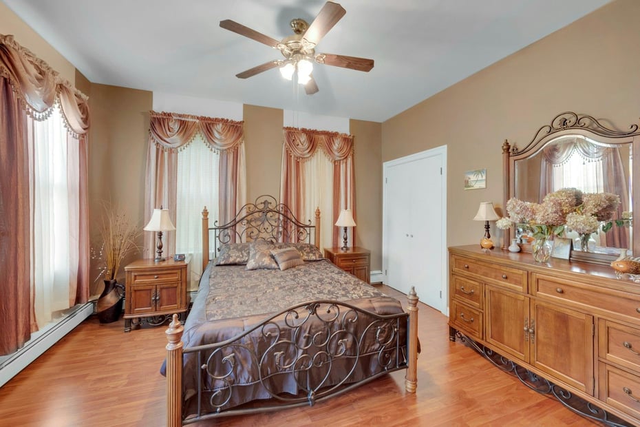 64 Albemarle Place Photo 29