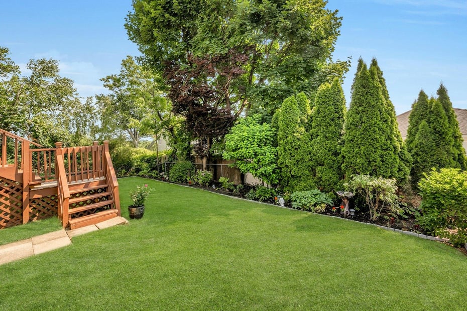 64 Albemarle Place Photo 44