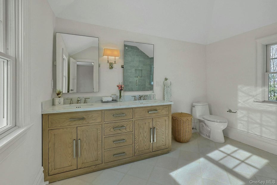 5 Henry Street Photo 18