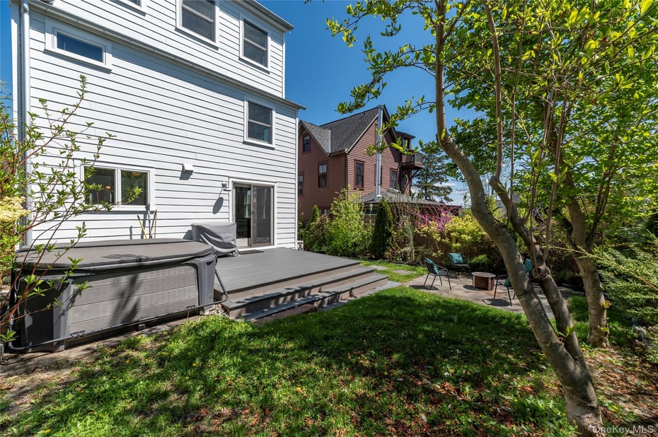 21 1st Avenue Photo 47