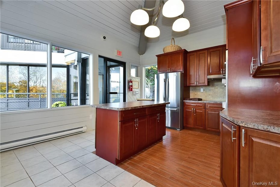 400 High Point  #Penthouse 4 Photo 26