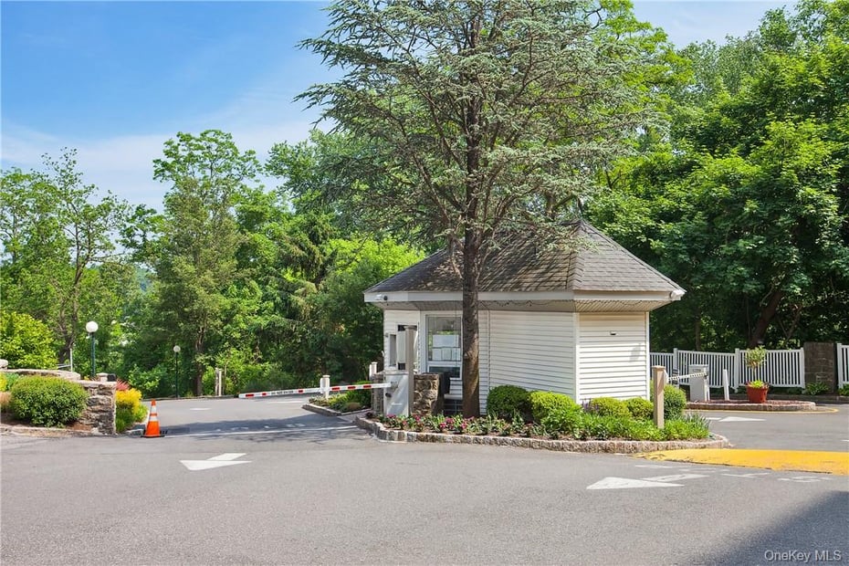 400 High Point  #Penthouse 4 Photo 28