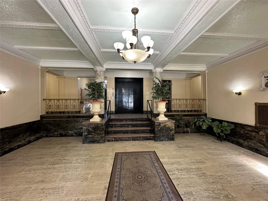 151 E Prospect Avenue  #5 D Photo 3