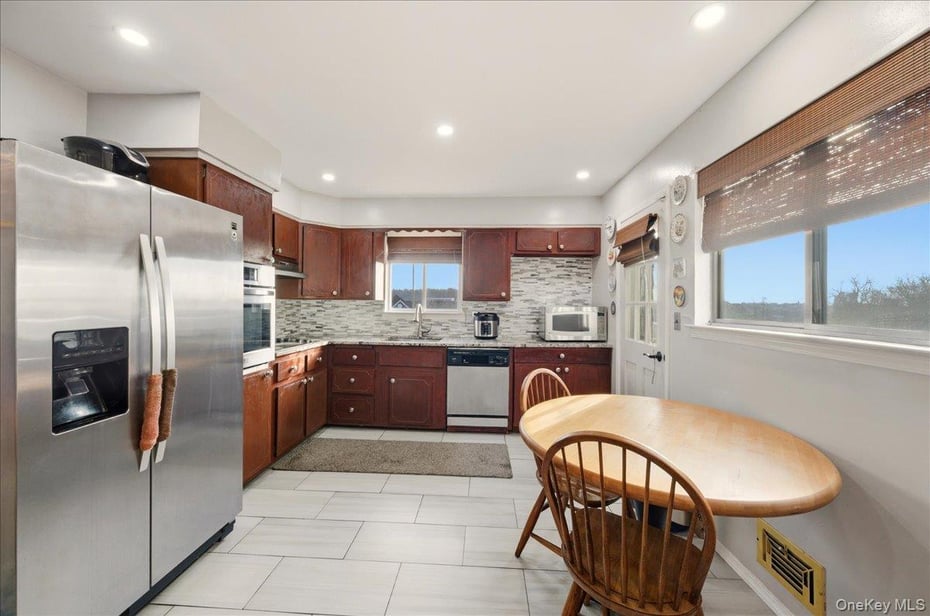 65 Skymeadow Place Photo 10