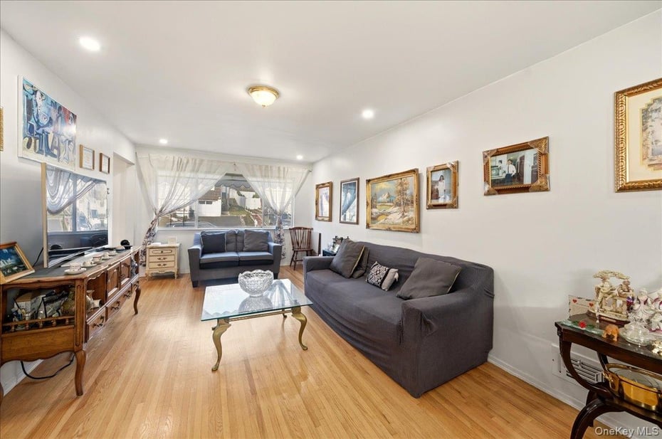 65 Skymeadow Place Photo 5