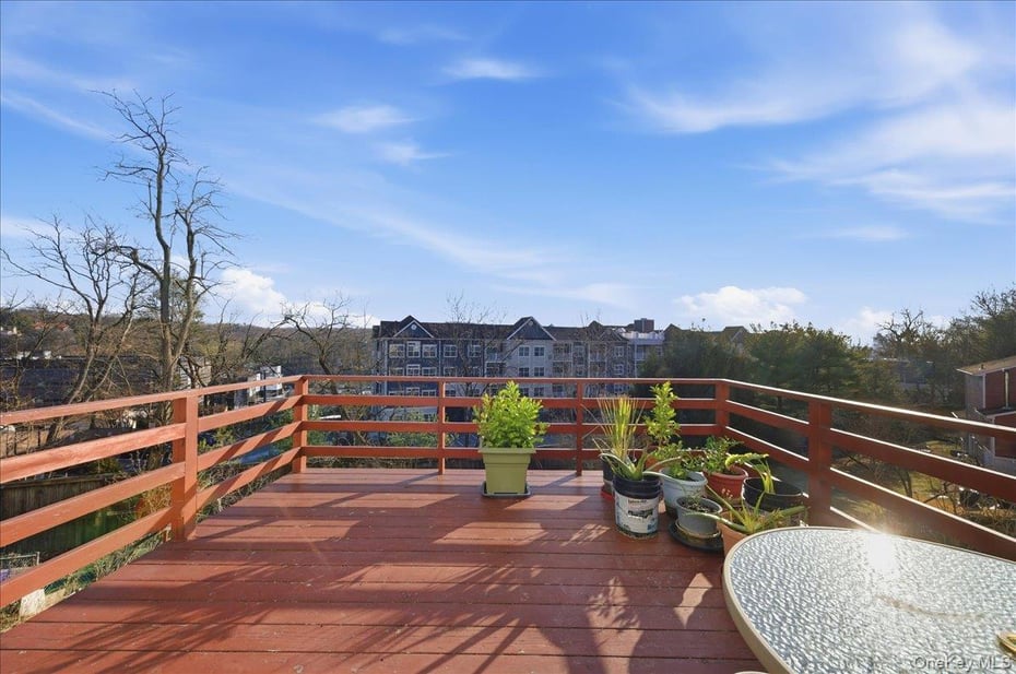 65 Skymeadow Place Photo 29