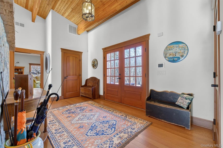 1-3 Saddle Brook Rd Photo 3