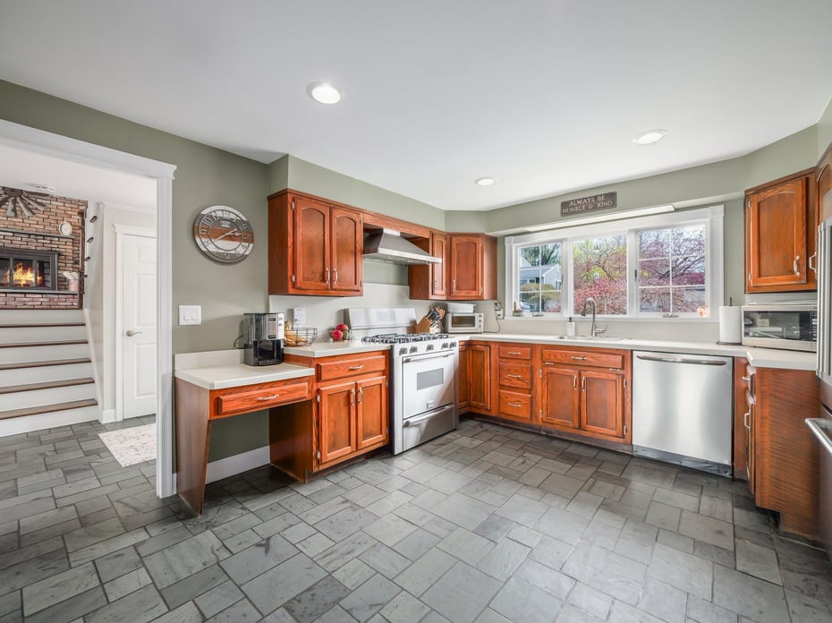 10 Dutch Hollow Drive Photo 7