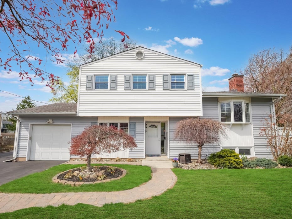 10 Dutch Hollow Drive Photo 1