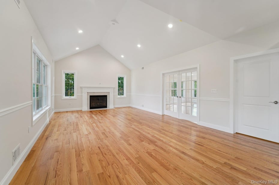 255 Congers Road Photo 16