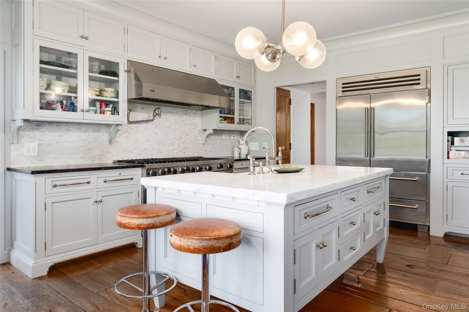 11 Carriage House Road Photo 11