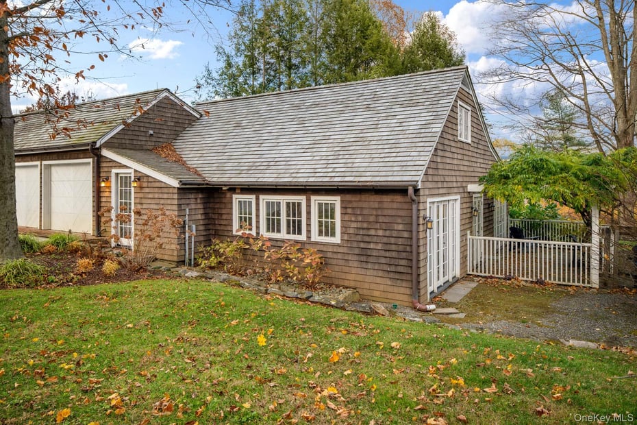 11 Carriage House Road Photo 25