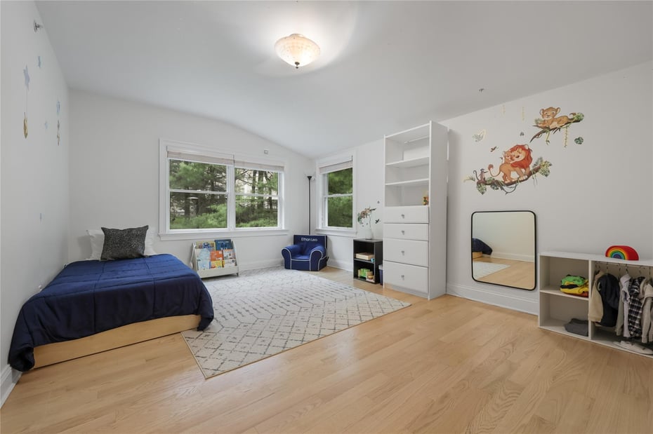 19 Grandview Avenue Photo 22