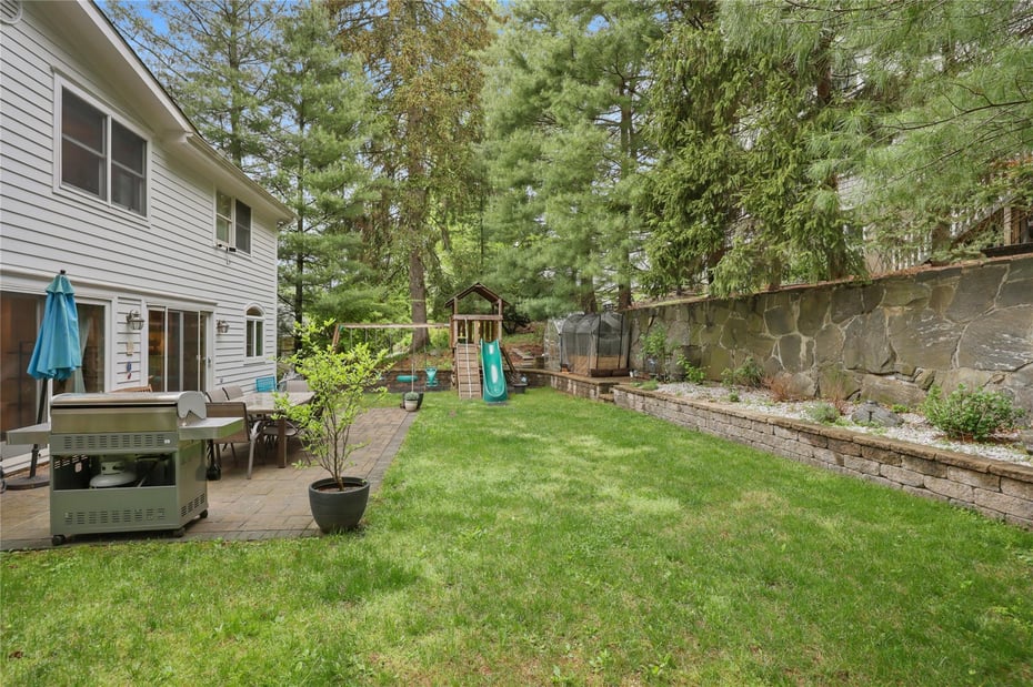 19 Grandview Avenue Photo 30