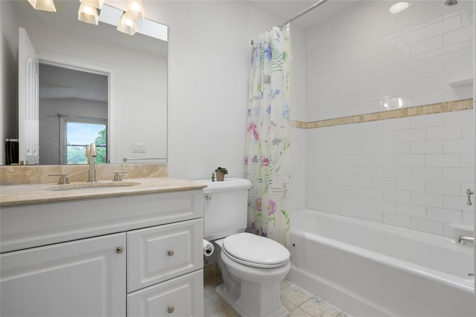 19 Grandview Avenue Photo 18