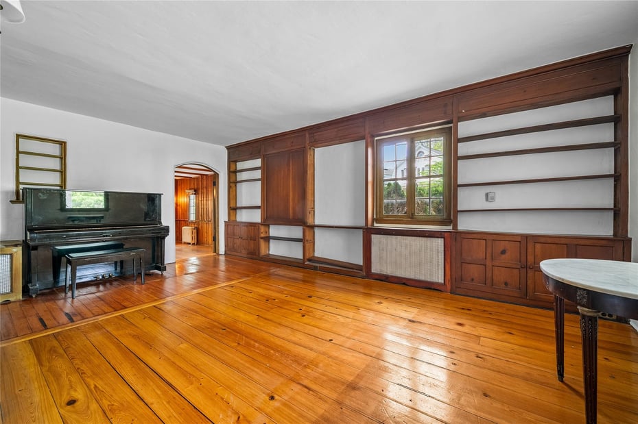 130 Columbus Avenue Photo 7