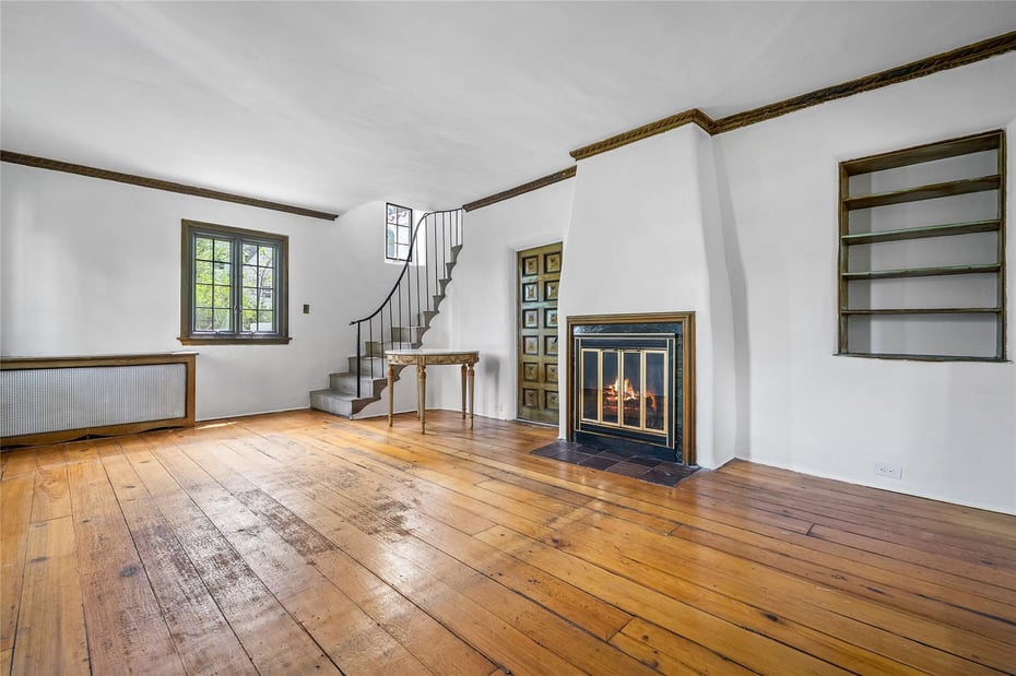 130 Columbus Avenue Photo 4