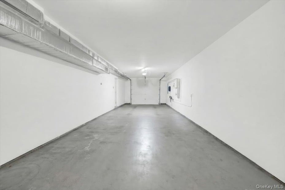 52 Sears Avenue Photo 36