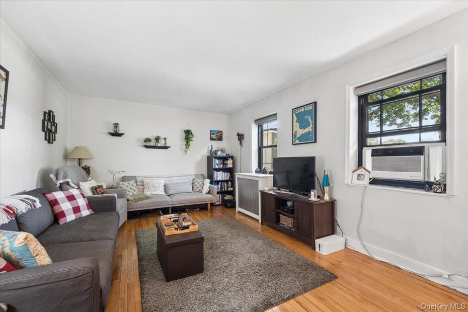 14 Manchester Road  #2L Photo 11