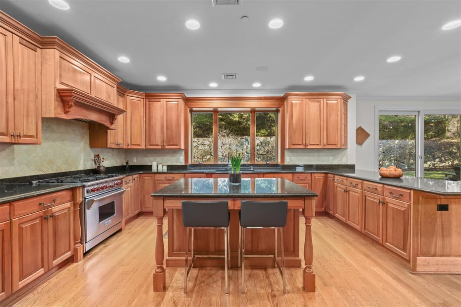 66 Roundabend Road Photo 9