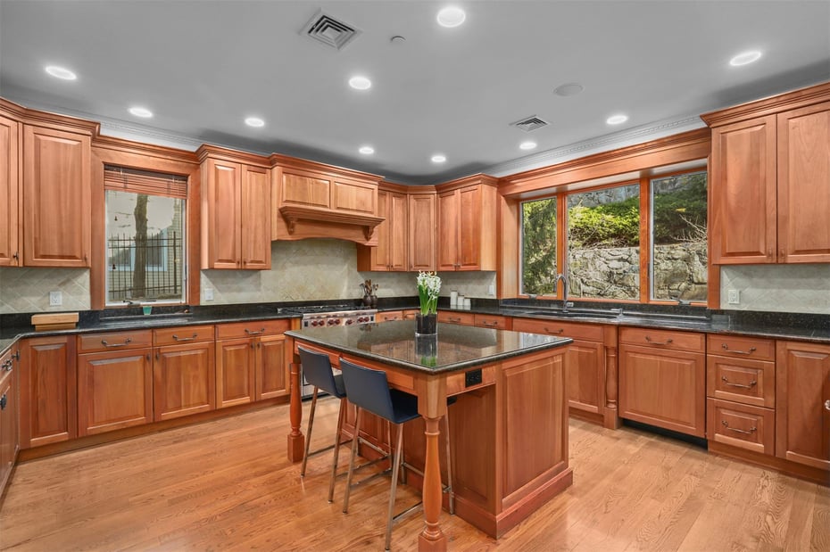 66 Roundabend Road Photo 10