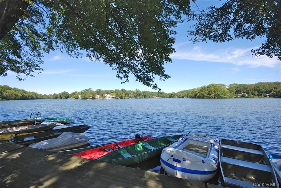 41 Waterside Close Photo 1