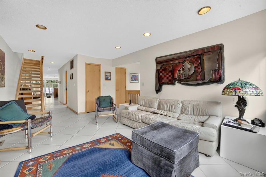 41 Waterside Close Photo 11