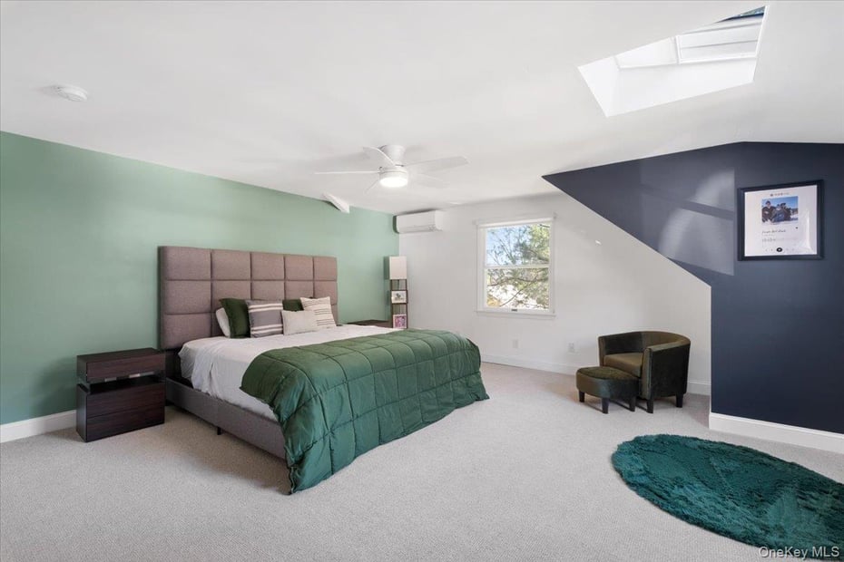 87 Center Street Photo 27