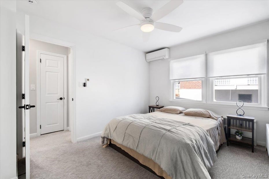 87 Center Street Photo 25