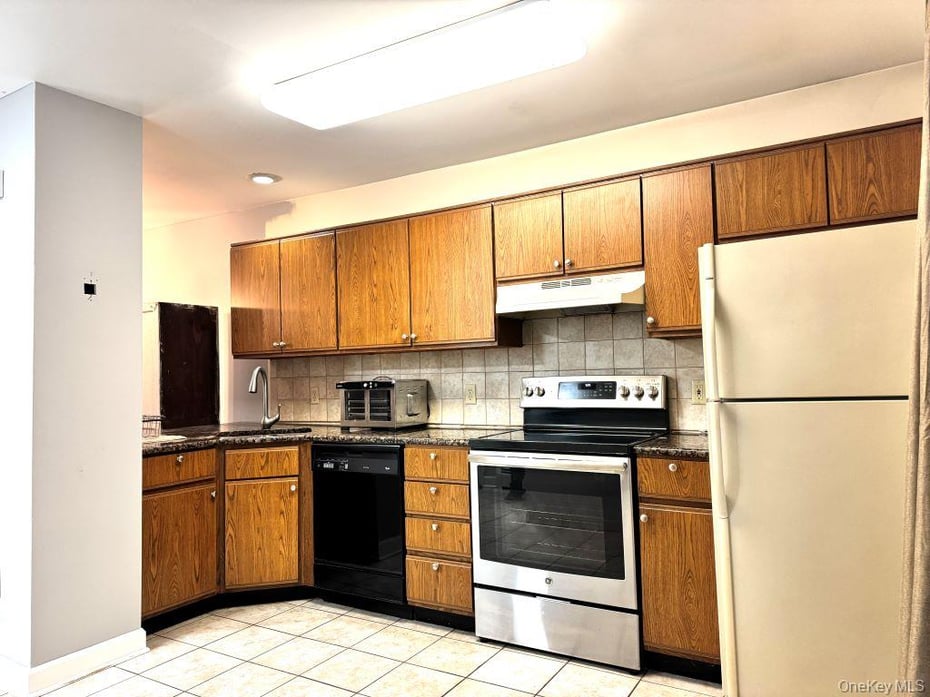 11 Livingston Manor #11 Photo 7