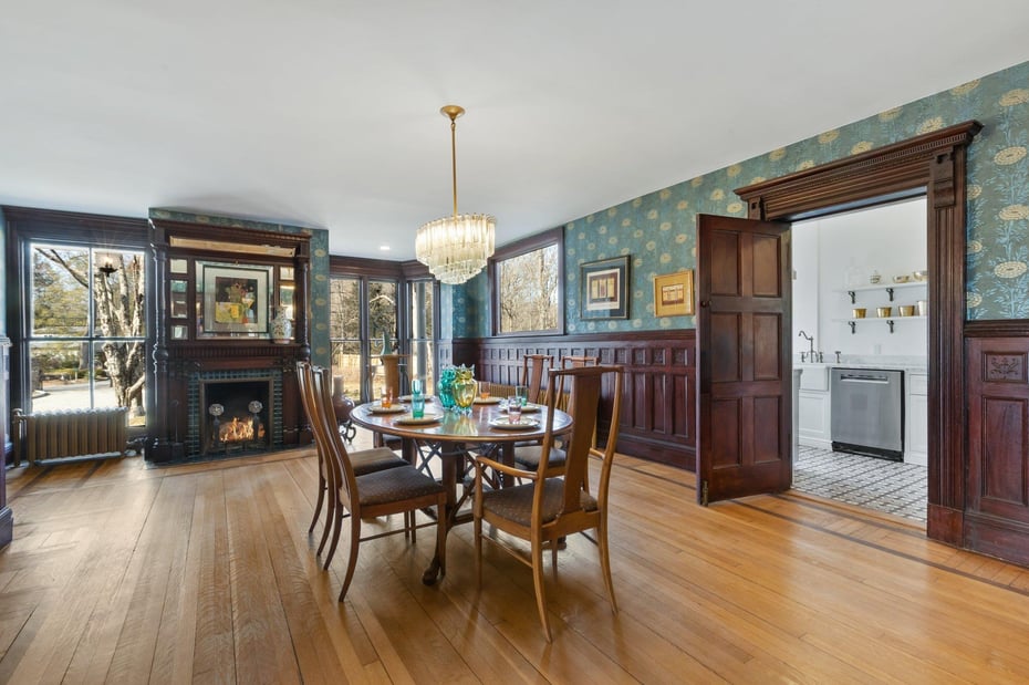 162 Cherry Street Photo 12