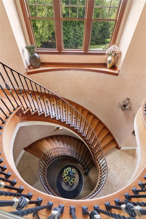 284 W Patent Road Photo 17