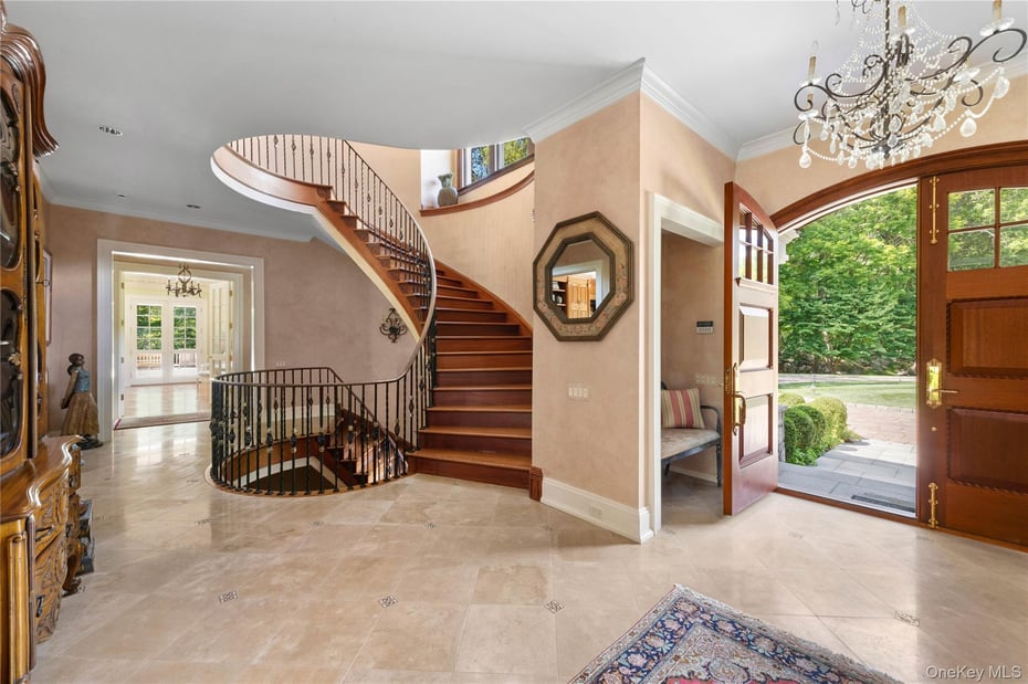 284 W Patent Road Photo 9