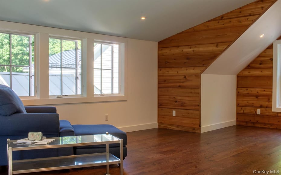 48 Konig Road Photo 23