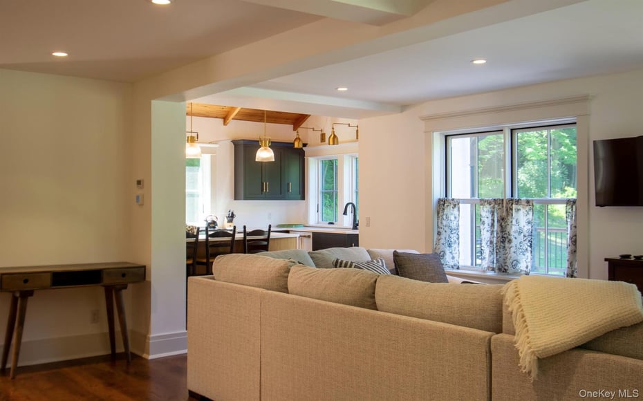48 Konig Road Photo 13