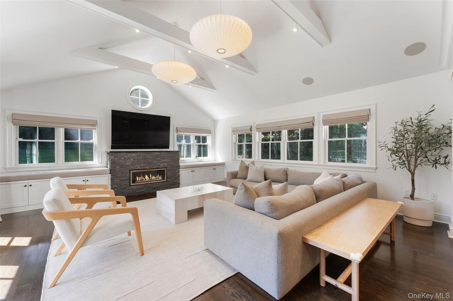 57 Tisdale Road Photo 7