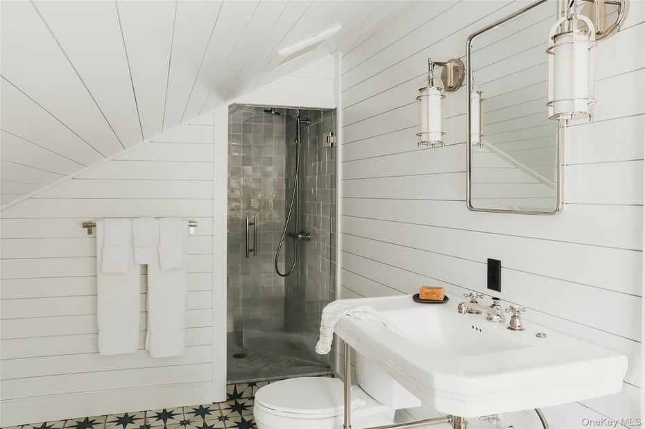 433 Rapp Road Photo 44