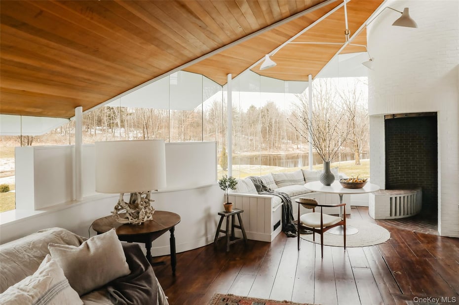 433 Rapp Road Photo 15