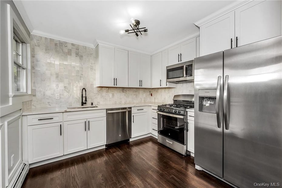 200 Main Street Photo 3