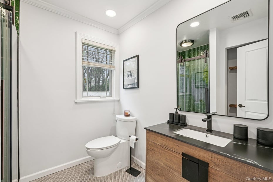 8 Tor Terrace Photo 22