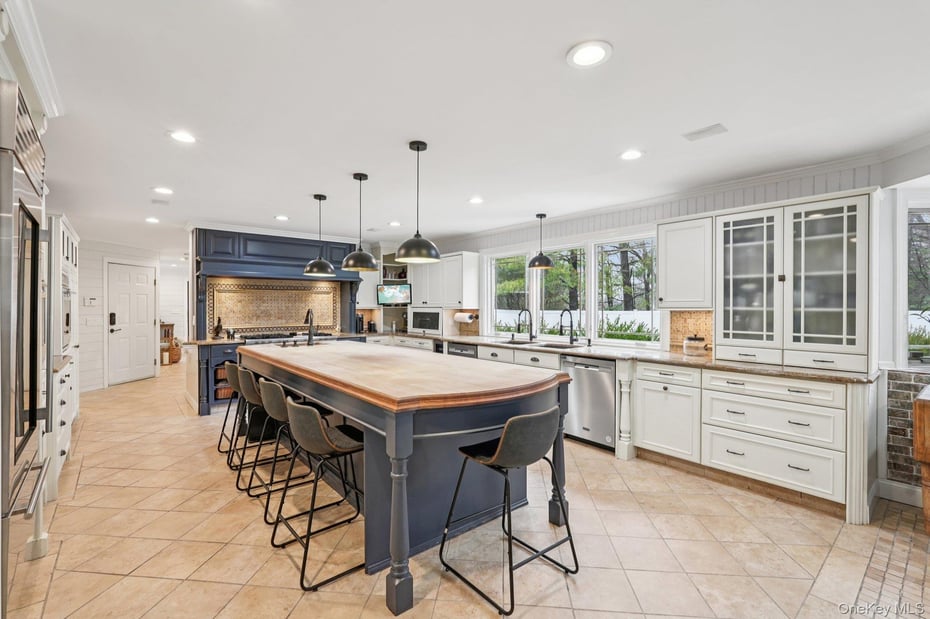 8 Tor Terrace Photo 13