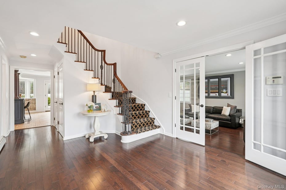 8 Tor Terrace Photo 2