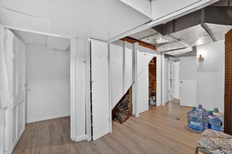 12 N Lawn Avenue Photo 24