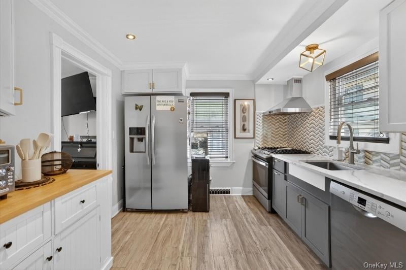 12 N Lawn Avenue Photo 15