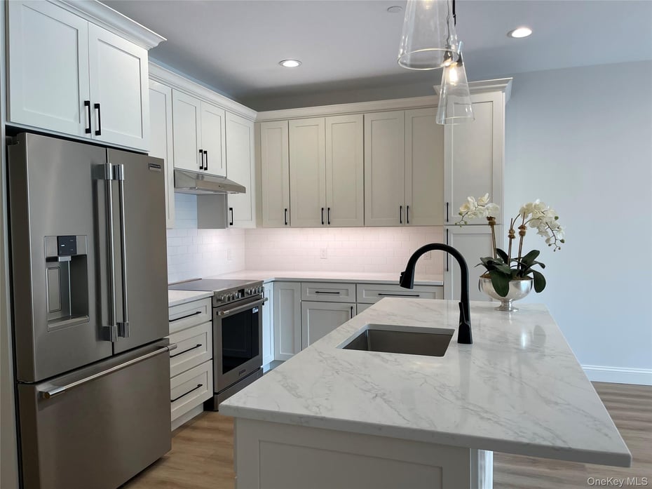 903 Oakridge Common Photo 9