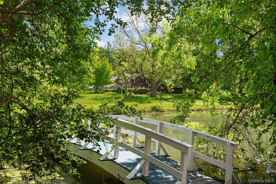 202 Buckwheat Bridge Photo 43